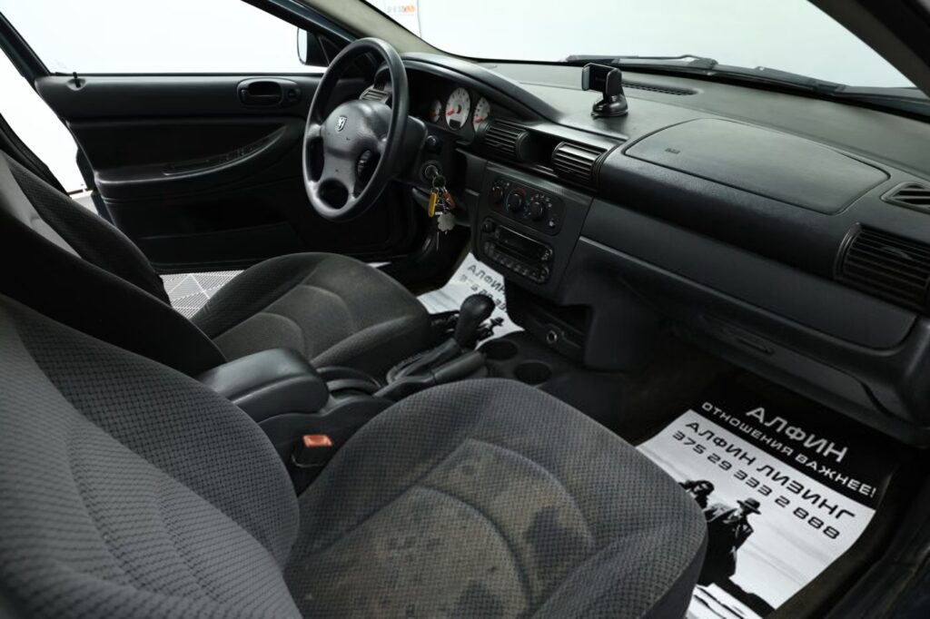 Dodge Stratus II
