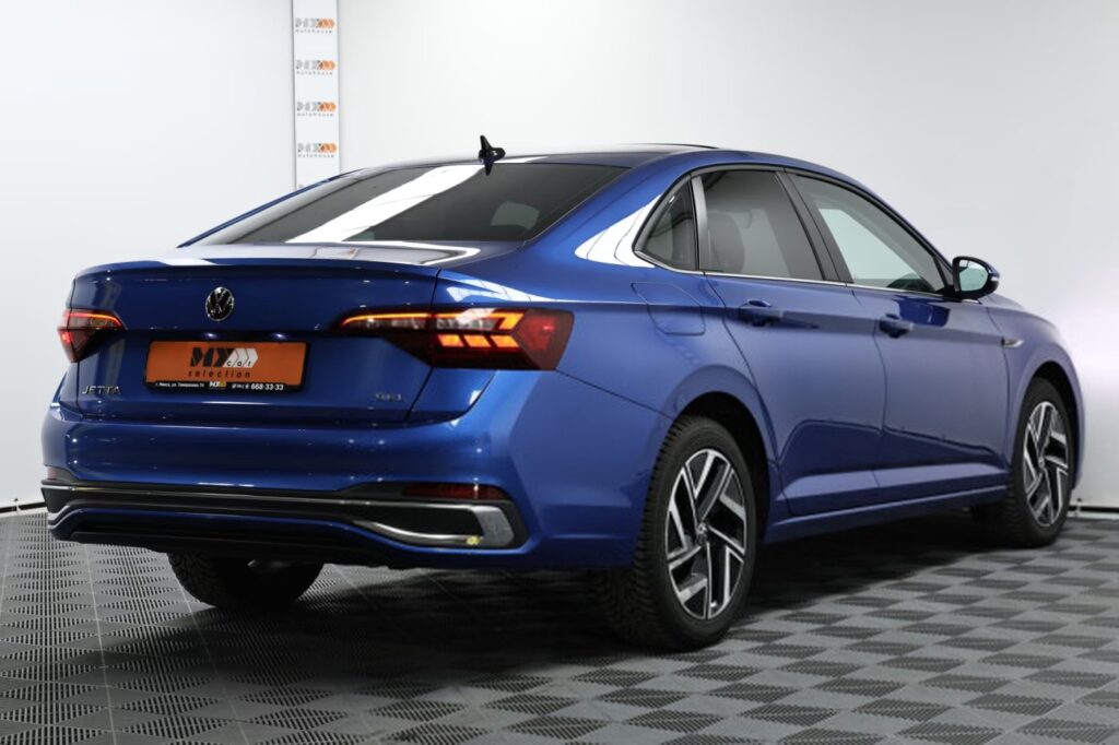 Volkswagen Jetta VII · Рестайлинг