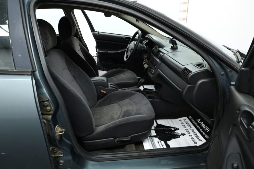 Dodge Stratus II