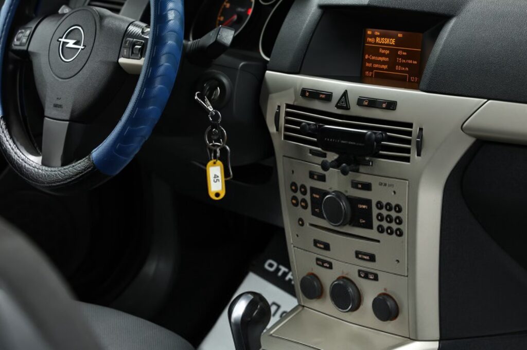 Opel Astra H
