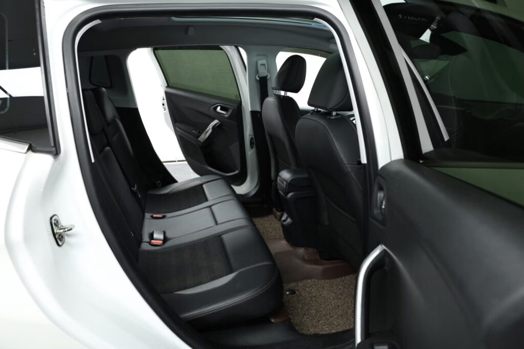 Peugeot 2008 I