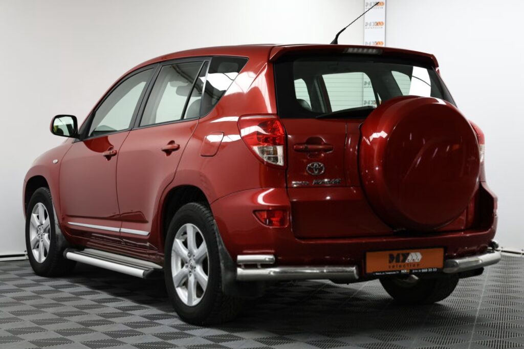 Toyota RAV4 III (XA30)