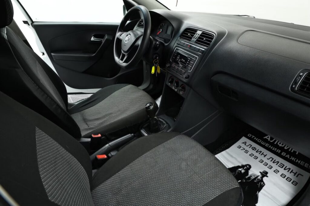 Volkswagen Polo Sedan I · Рестайлинг
