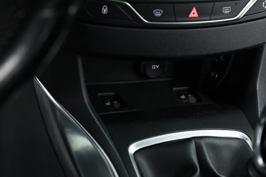 Peugeot 308 T9