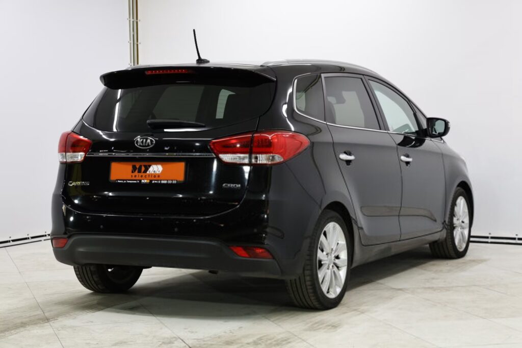 Kia Carens III