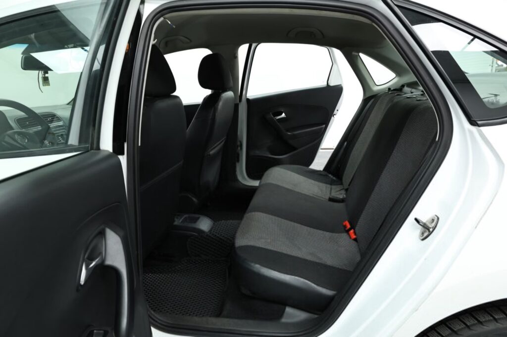 Volkswagen Polo Sedan I · Рестайлинг