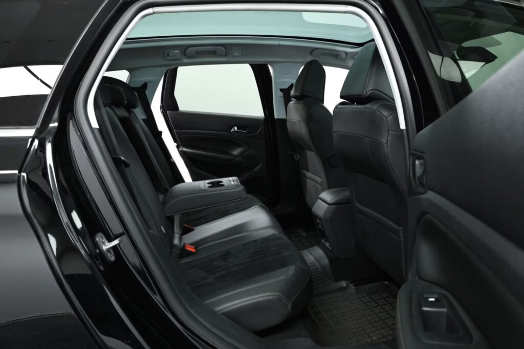 Peugeot 308 T9