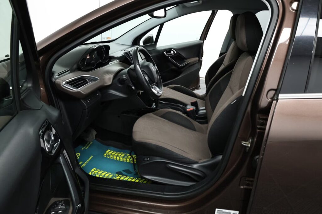 Peugeot 2008 I