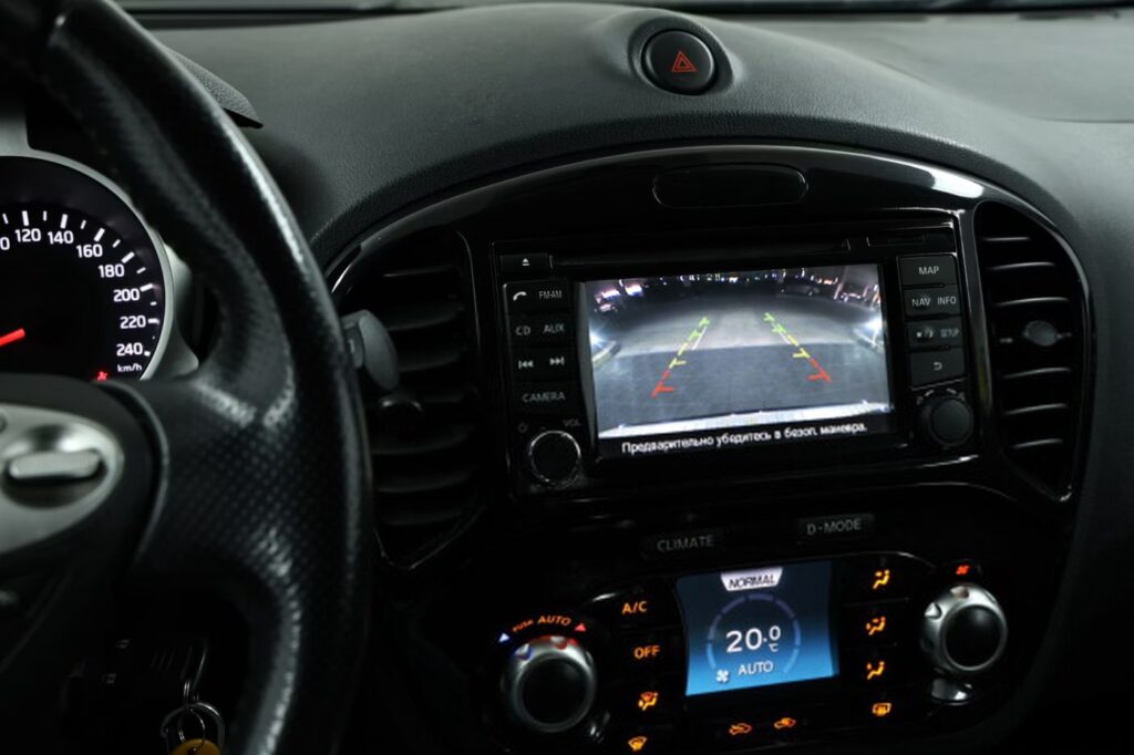 Nissan Juke YF15