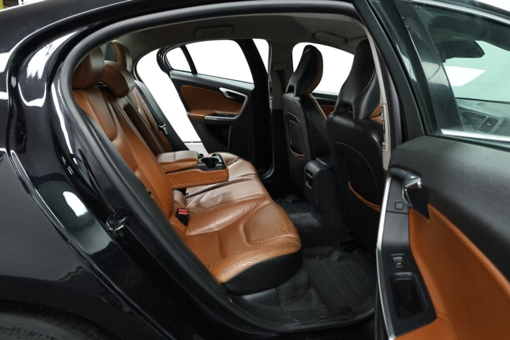 Volvo S60 II