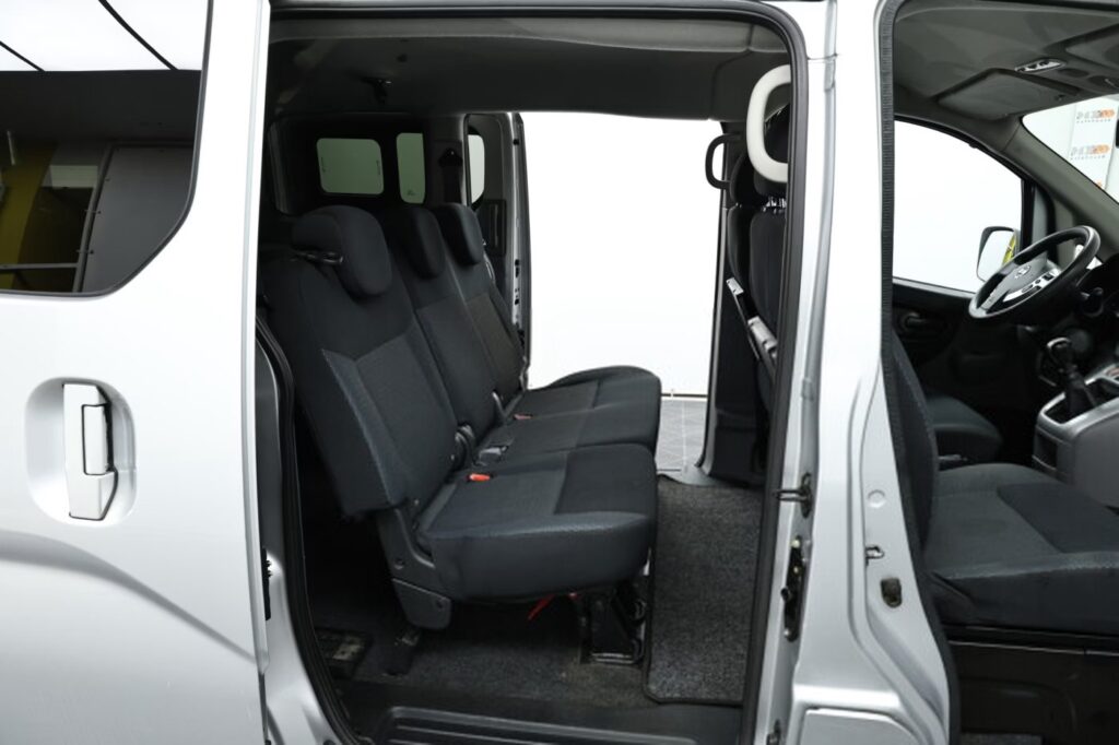 Nissan NV200 I