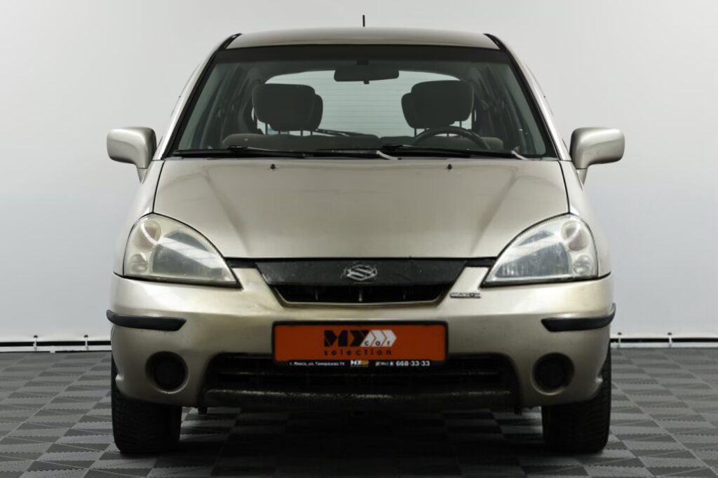 Suzuki Liana I