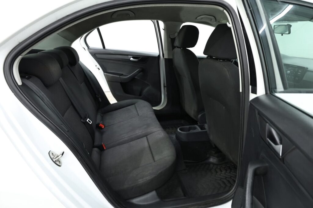 Volkswagen Polo Sedan II