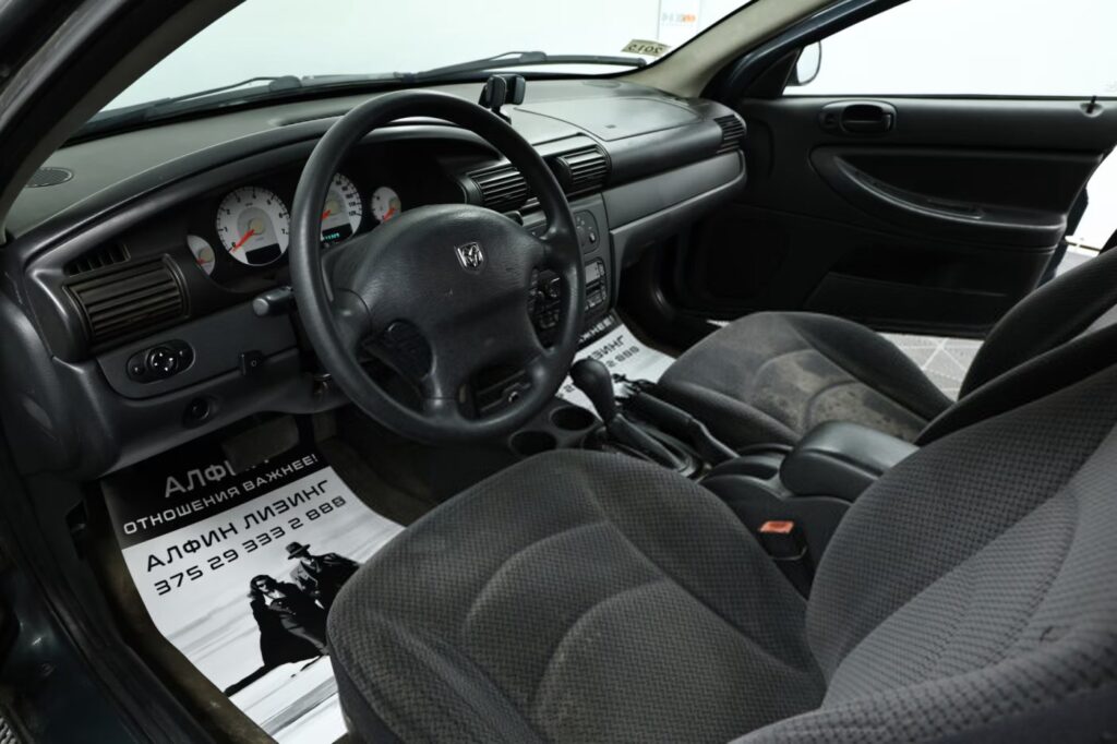 Dodge Stratus II