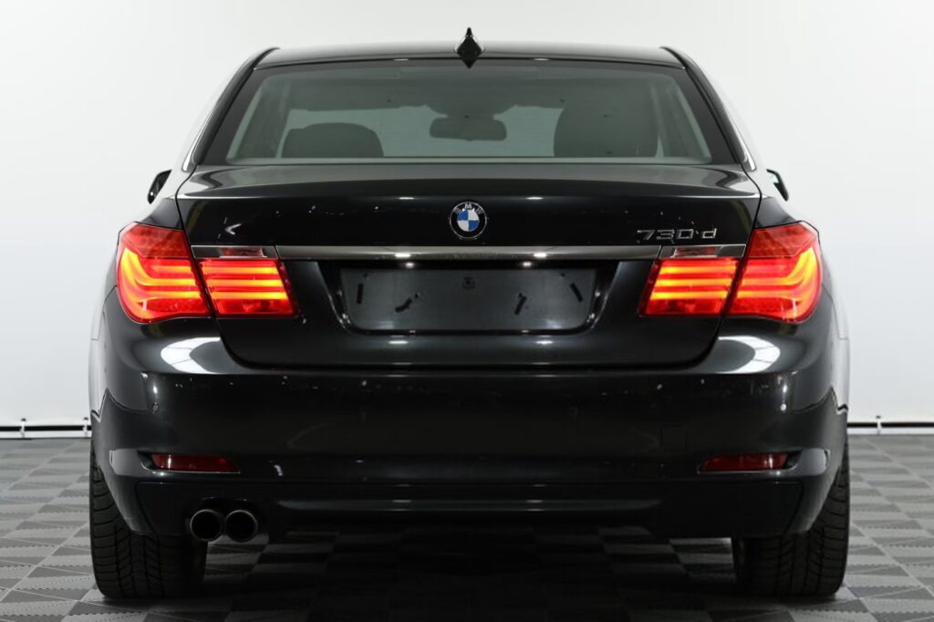 BMW 7 серия F01, F04