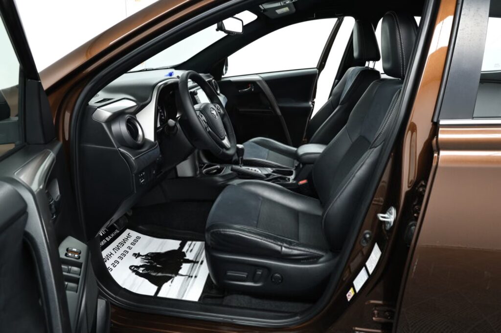 Toyota RAV4 IV (XA40) · Рестайлинг