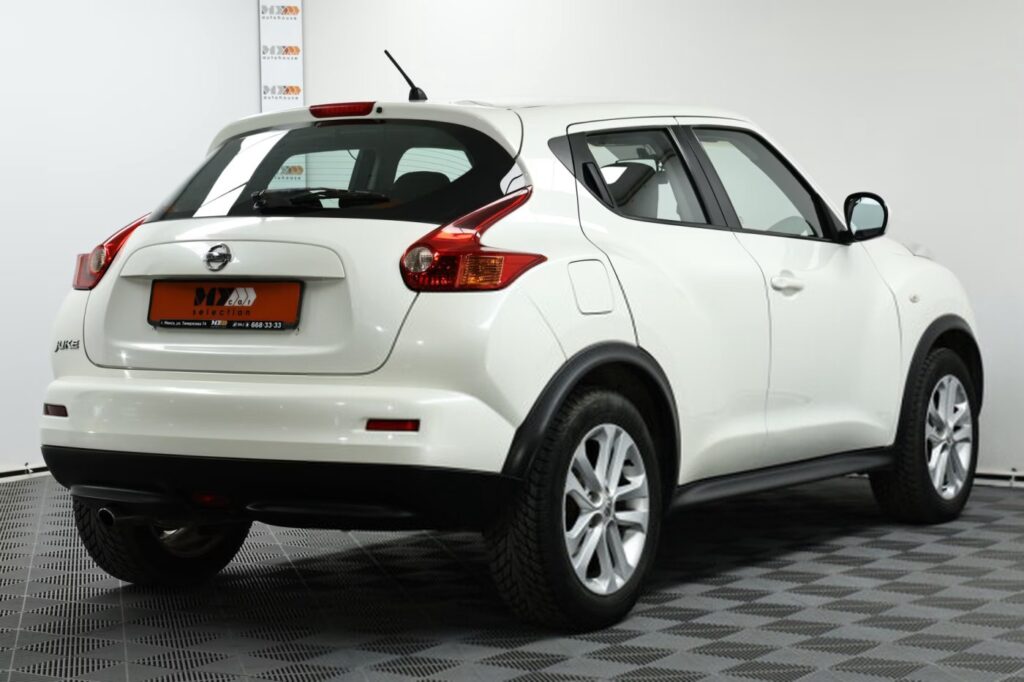 Nissan Juke YF15