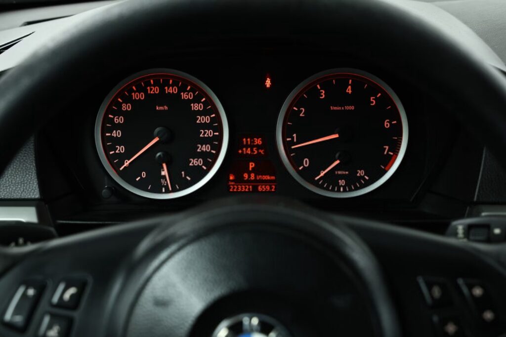 BMW 5 серия E60, E61