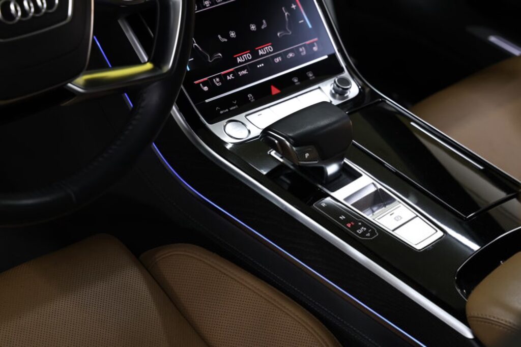 Audi A8 D5