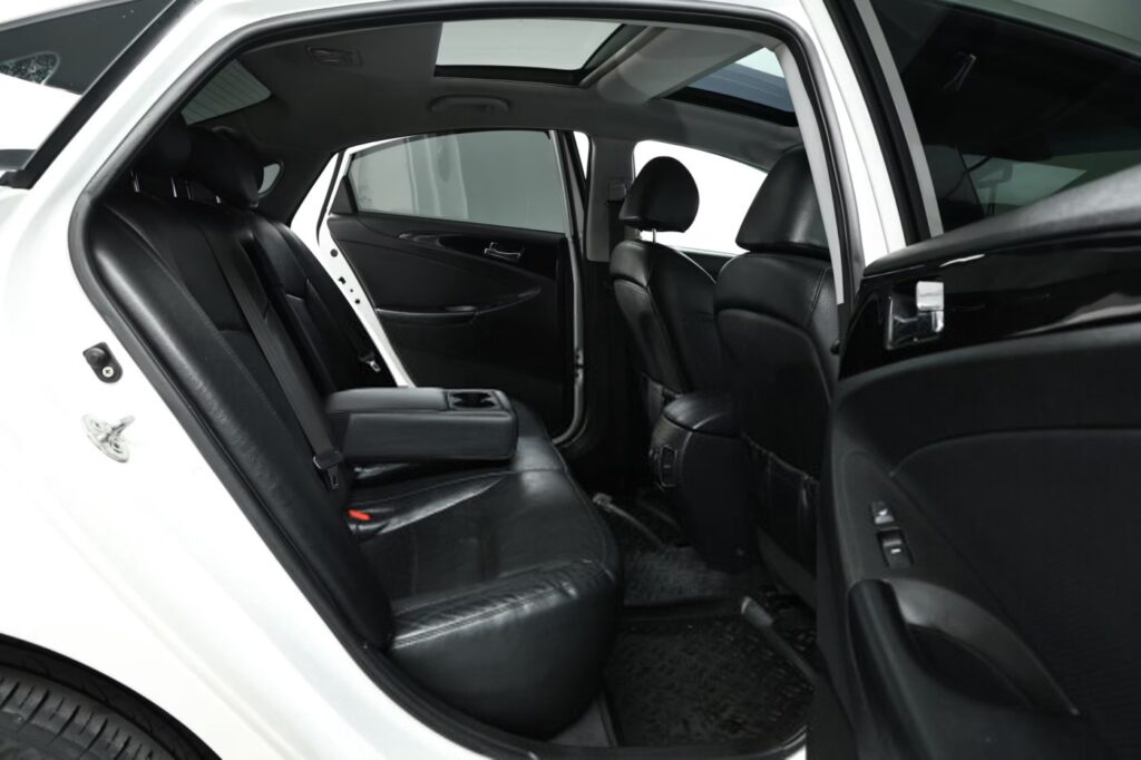 Hyundai Sonata YF
