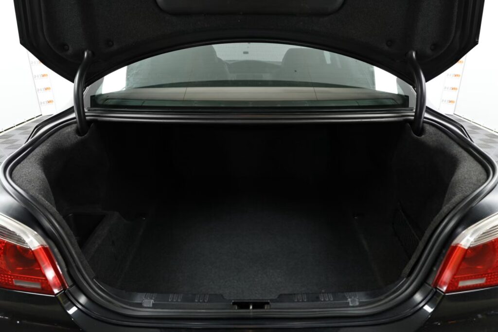 BMW 5 серия E60, E61