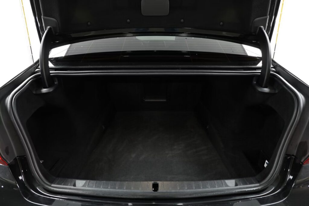 BMW 7 серия G12 (Long)