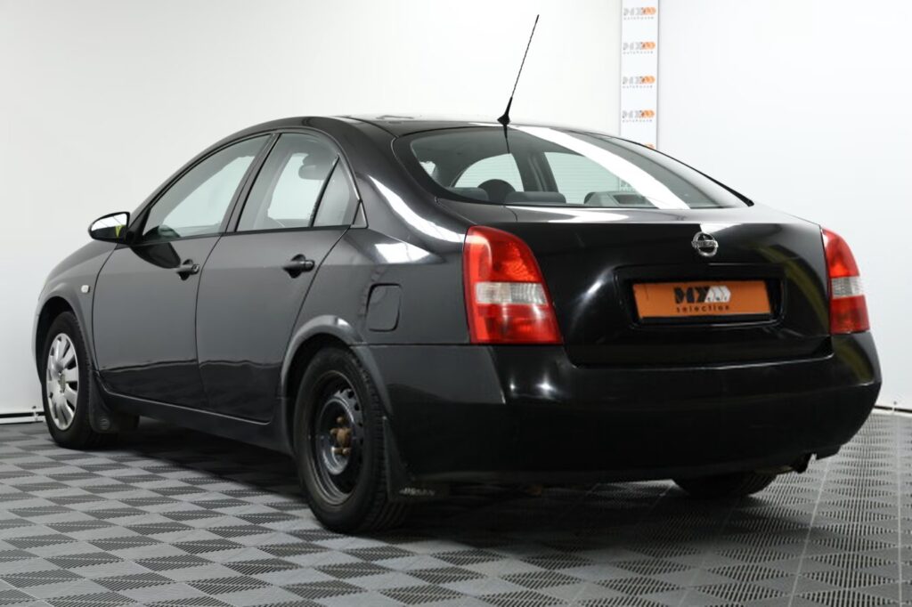 Nissan Primera P12