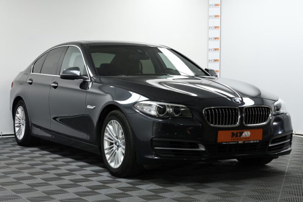 BMW 5 серия F10, F11 · Рестайлинг