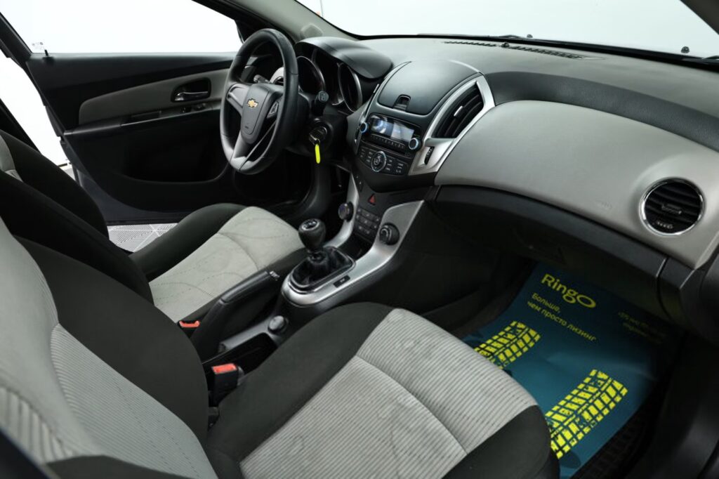 Chevrolet Cruze J300 · Рестайлинг