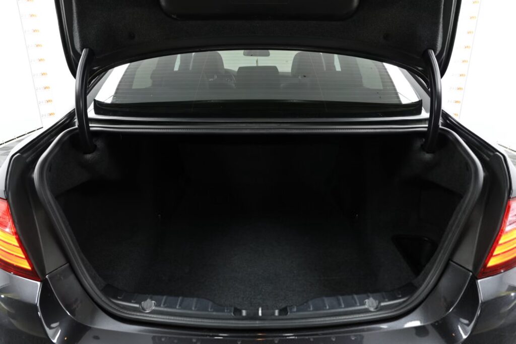 BMW 5 серия F10, F11 · Рестайлинг