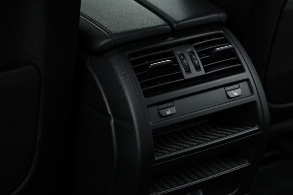 BMW 5 серия F10, F11 · Рестайлинг