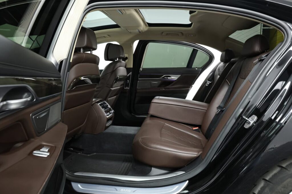 BMW 7 серия G12 (Long)