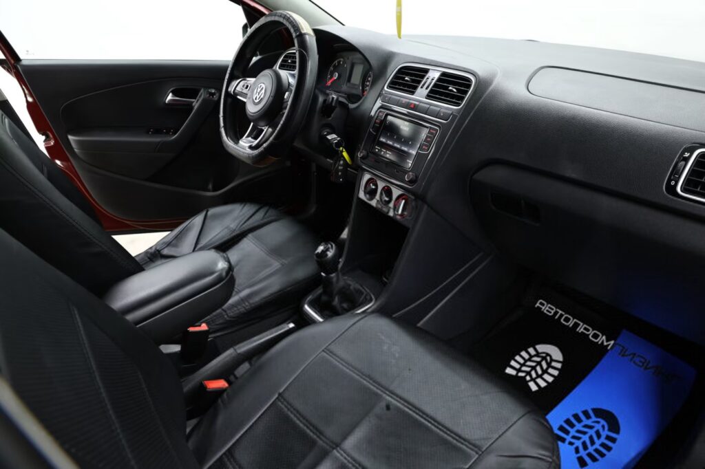 Volkswagen Polo Sedan I · Рестайлинг