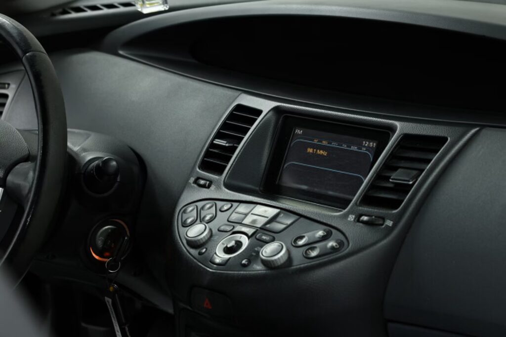 Nissan Primera P12