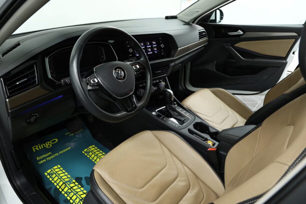 Volkswagen Jetta VII