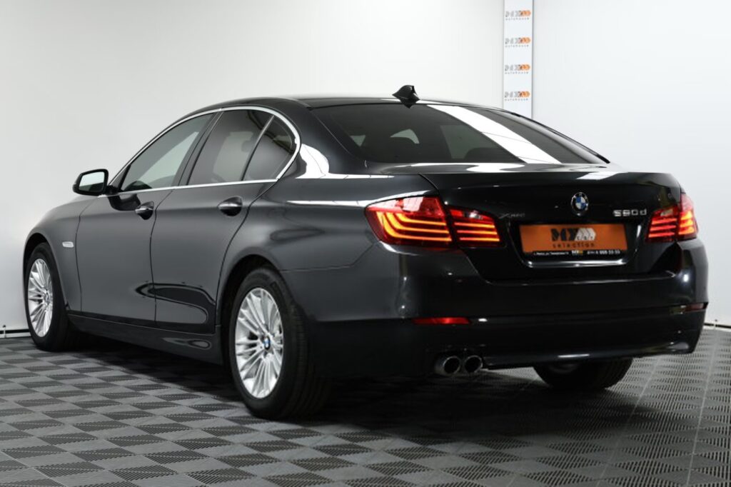 BMW 5 серия F10, F11 · Рестайлинг