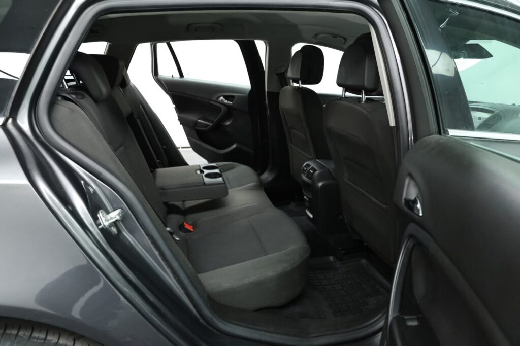 Opel Insignia I