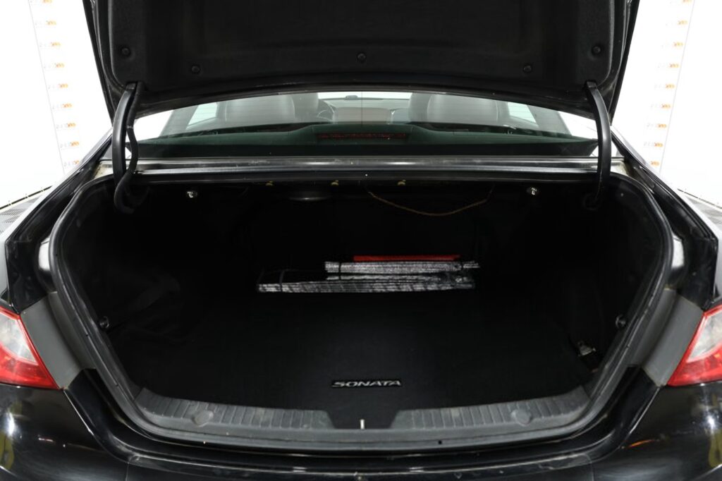 Hyundai Sonata YF