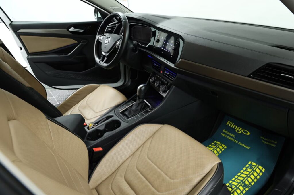 Volkswagen Jetta VII