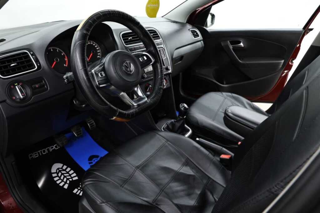 Volkswagen Polo Sedan I · Рестайлинг