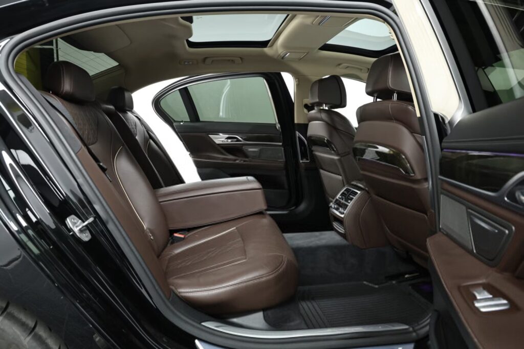 BMW 7 серия G12 (Long)