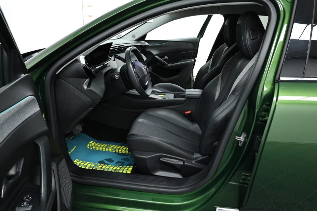 Peugeot 308 III
