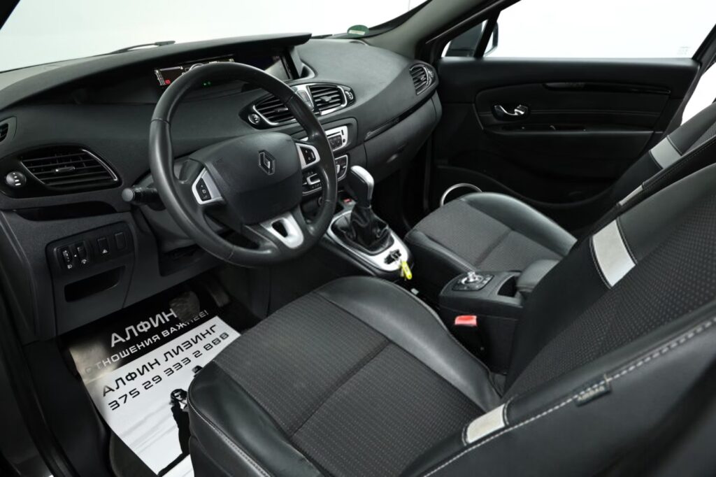 Renault Scenic III · Рестайлинг