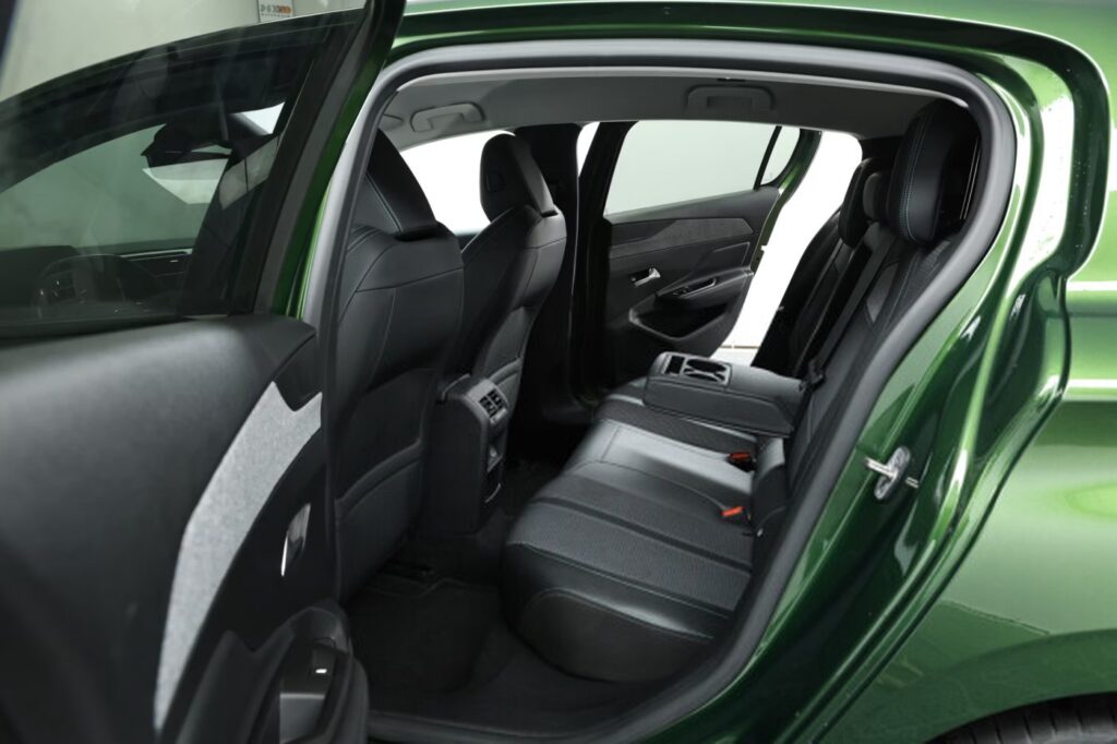 Peugeot 308 III