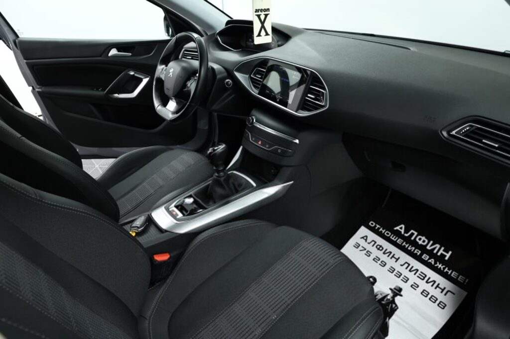 Peugeot 308 T9 · Рестайлинг