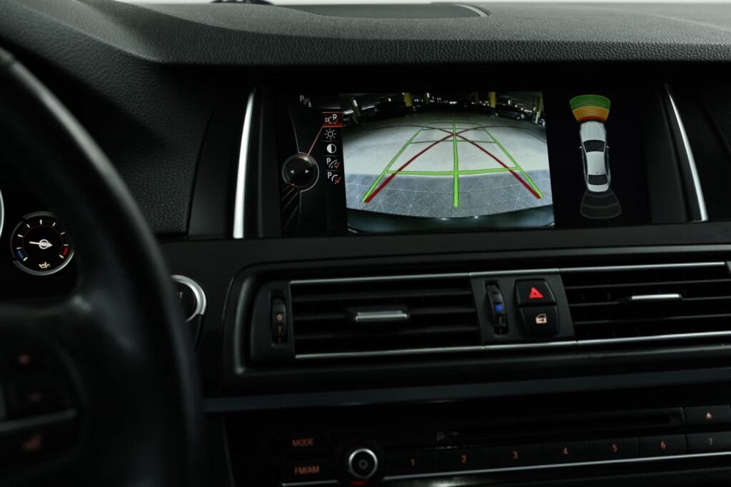 BMW 5 серия F10, F11 · Рестайлинг
