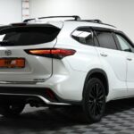 Toyota Highlander IV (XU70)