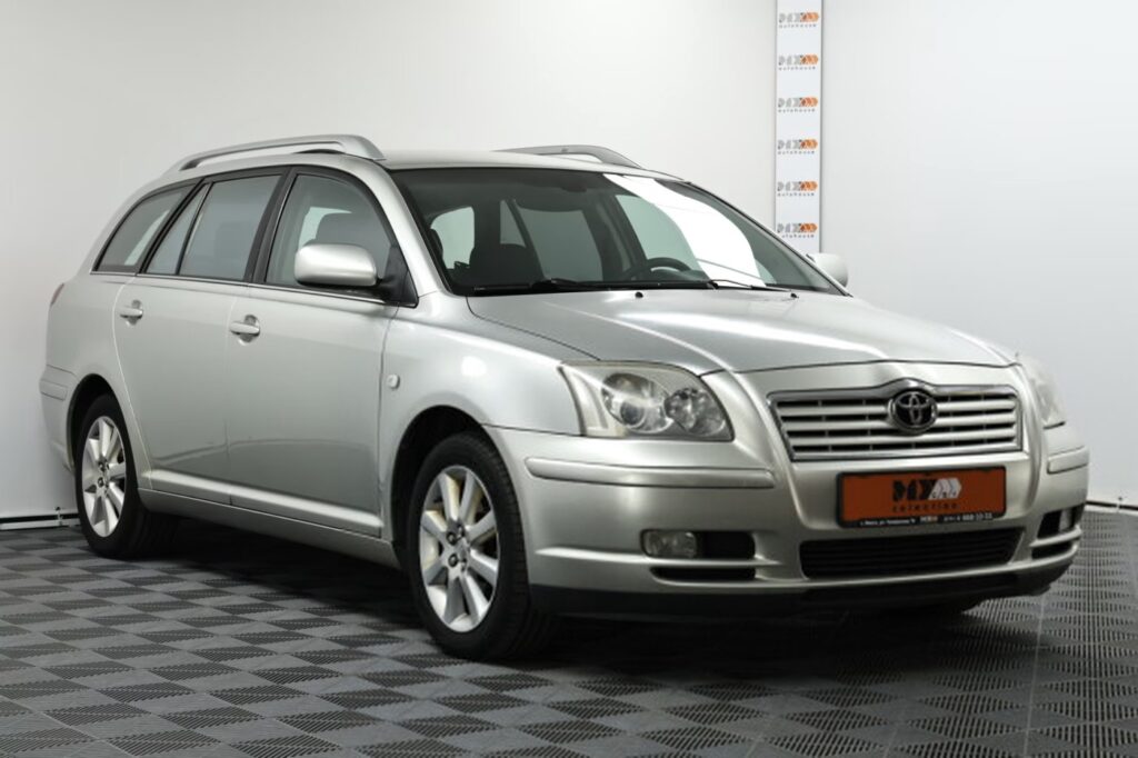 Toyota Avensis II (T250)