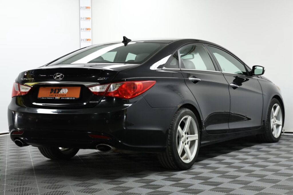 Hyundai Sonata YF