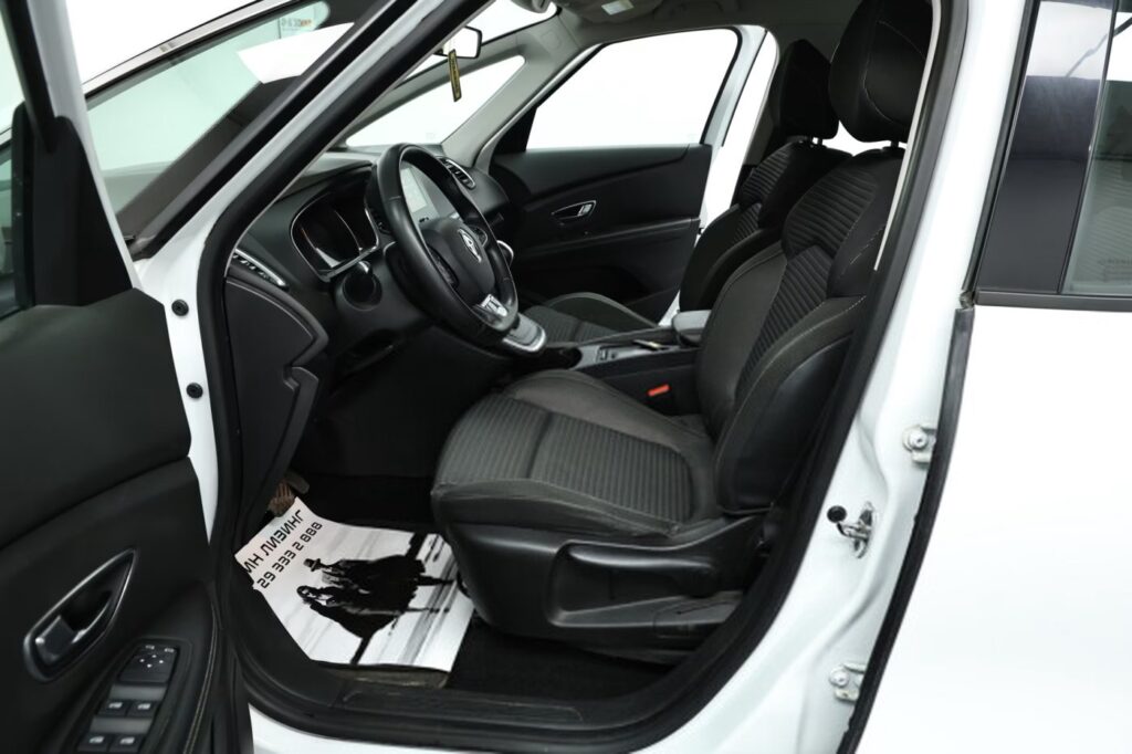 Renault Scenic IV